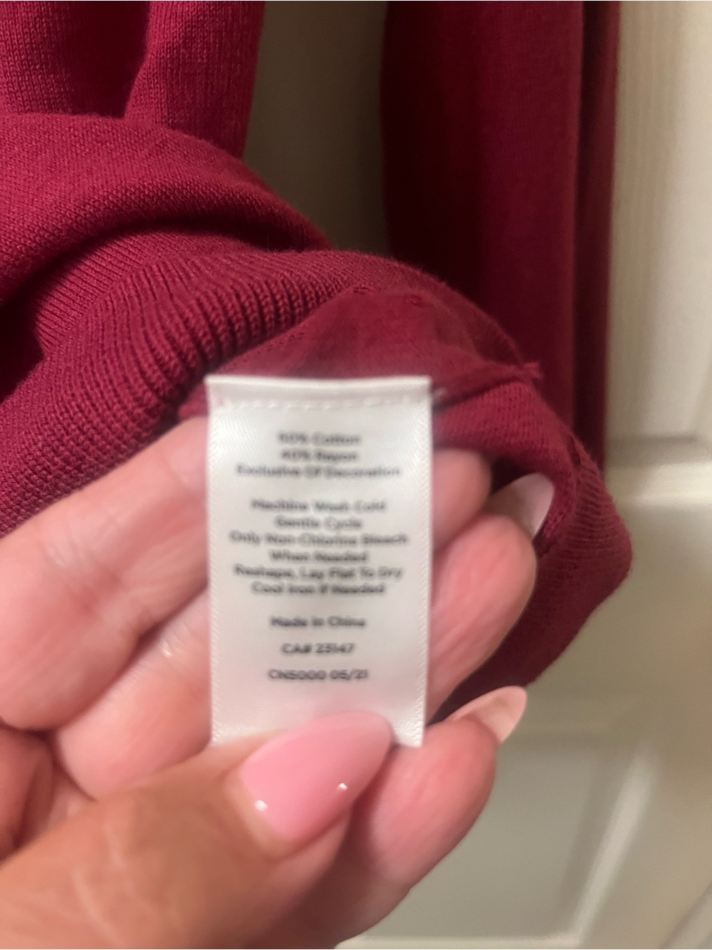 Talbots Women’s Medium Burgundy Tea Cup Embroidered Novelty Sweater Long Sleeve - Picture 10 of 11